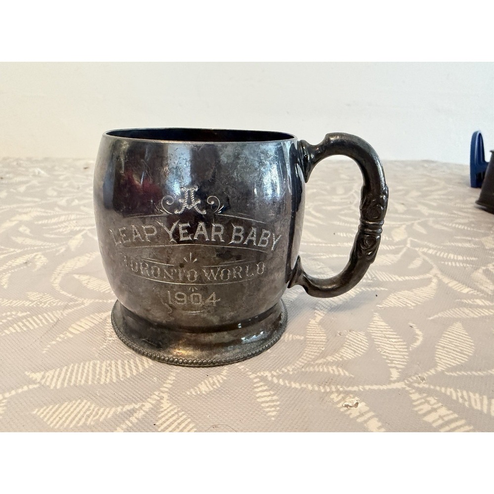 Toronto S.P. Co. Silver Cup Unisex OS Silver Good 1904 Leap Year Baby 381
